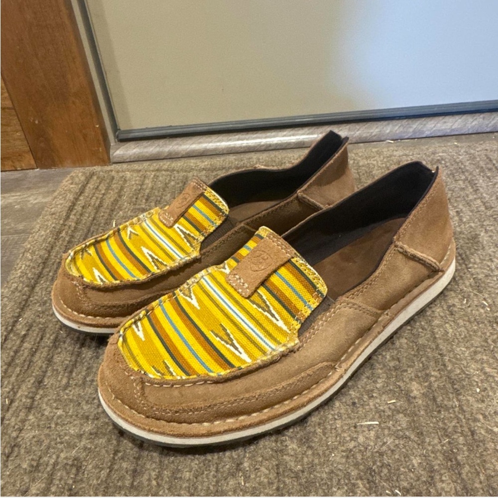 Ariat Aztec shoes